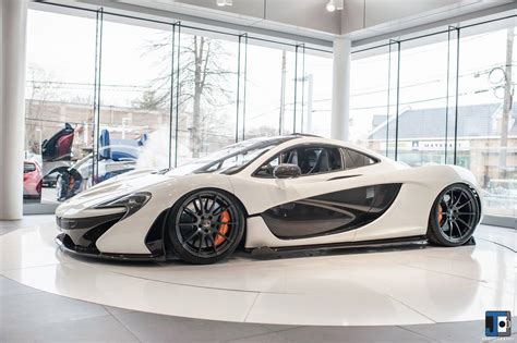 White McLaren P1 in Greenwich, Connecticut - GTspirit