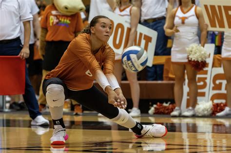 NCAA volleyball: Madisen Skinner has shot at another title with Texas