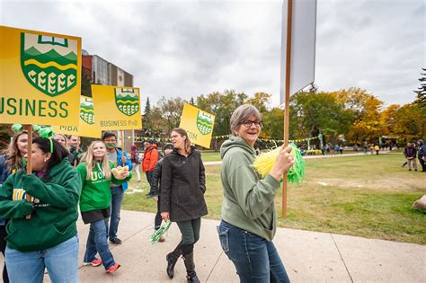 In Photos: Green & Gold Day 2018 | The Quad