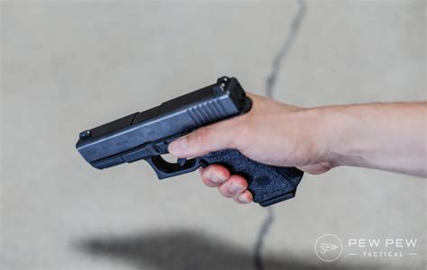 How to Properly Shoot a Handgun or Pistol - Pew Pew Tactical