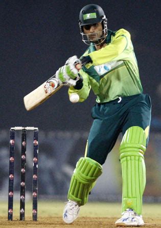 Pakistan Cricket Players: abdul razzaq cricketer