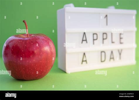 A healthy red apple Stock Photo - Alamy