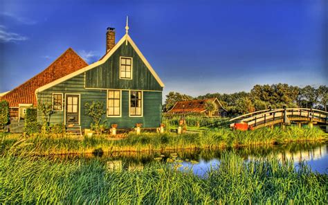 beach homes - Google Search | Farmhouse wallpaper, House in nature, House