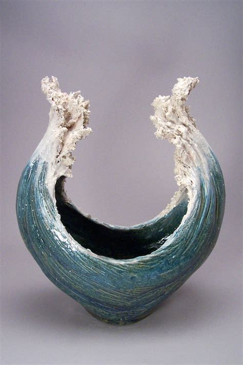 Ocean-Inspired Ceramic Sculptures Resemble Cresting Waves