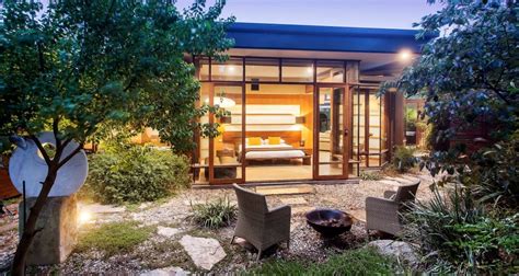 Find the Best Adelaide Hills Accommodation - Curious Campers