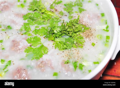 Bowl of Vietnamese rice porridge Stock Photo - Alamy