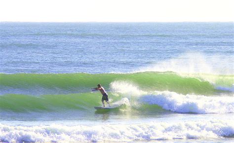 Evans Head-South Wall Surf Photo by j.anderson | 5:50 am 3 Dec 2011