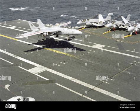 A Fighter Squadron 41 (VF-41) F-14A Tomcat aircraft comes in for an ...