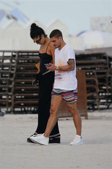 Jessica Aidi and Marco Verratti - Beach in Miami 11/30/2022 • CelebMafia