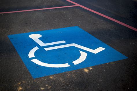 Guide to California ADA Parking Requirements | Maintco Corp