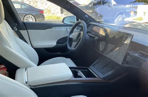 Tesla Model S Interior | Cabinets Matttroy