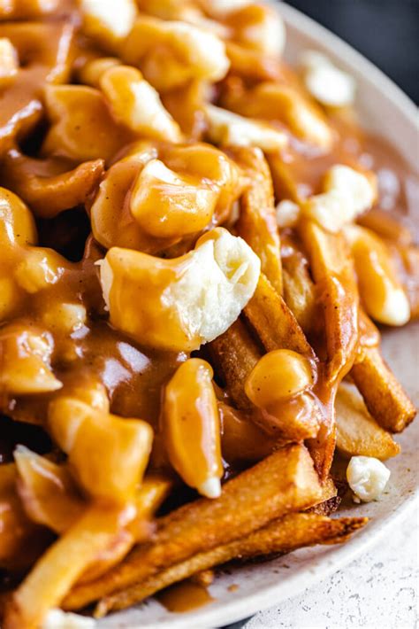 Authentic Canadian Poutine Recipe | Queenslee Appétit