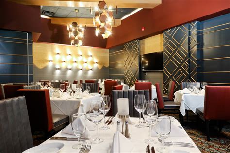 Ruth’s Chris Steak House Debuts at Bergen Town Center - VUE magazine