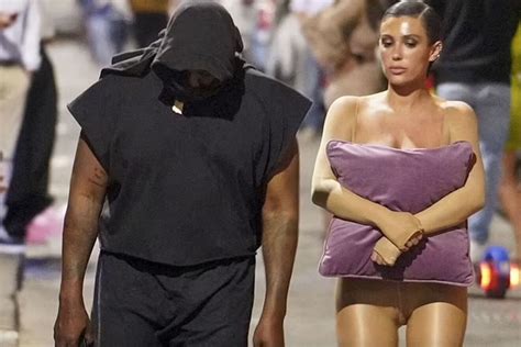 Bianca Censori ventures out with Kanye West in surprisingly modest clothing | Marca