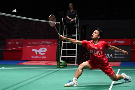 Anthony Ginting ends 2-year slump at Singapore Badminton Open