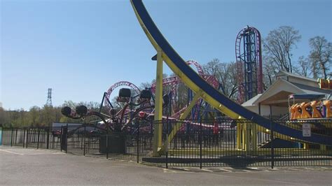 Oaks Park is set to reopen April 17 at 10% capacity - YouTube