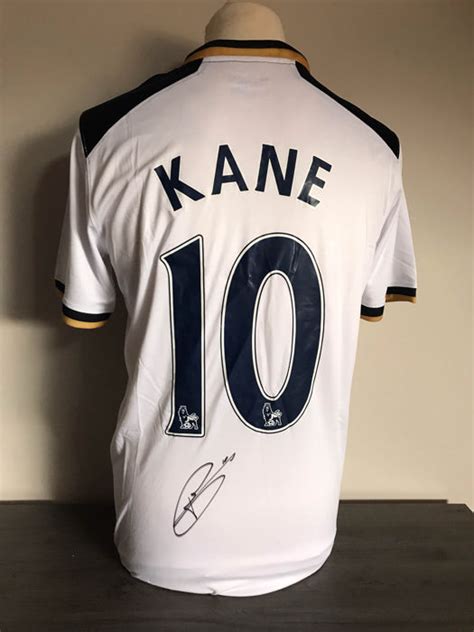 Harry Kane signed Tottenham Hotspurs home shirt 2016 - 2017 - Catawiki