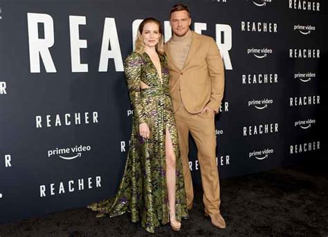 'Reacher' Stars Willa Fitzgerald & Alan Ritchson Walk Red Carpet For ...