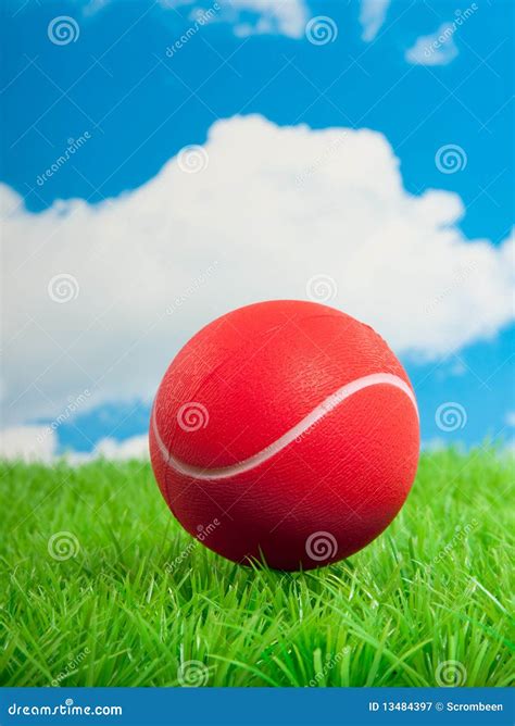 A Red Tennis Ball Royalty Free Stock Photography - Image: 13484397