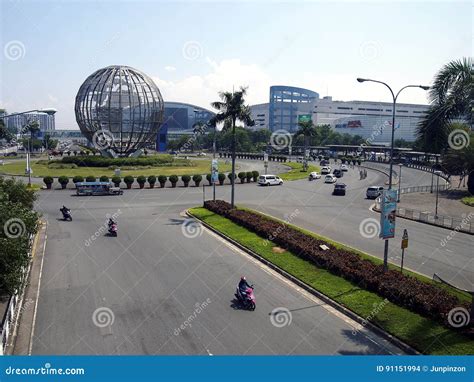 The SM Mall of Asia or SM MOA is Considered To Be the Third Largest ...