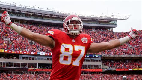 Video: Travis Kelce ejected after throwing towel at ref | Sporting News ...