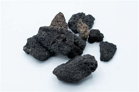 Black Lava Rock (3/4") | Montana Fire Pits