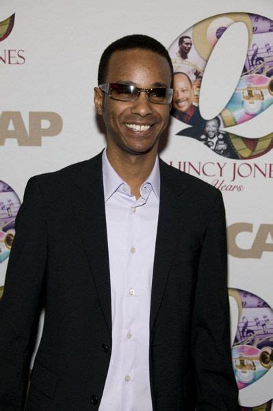 Who is Tevin Campbell dating? Tevin Campbell girlfriend, wife