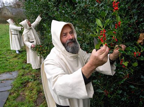 Stunning pictures of Moray monks preparing for Christmas will bring out ...