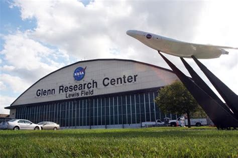 Nasa News Release: NASA Names Lugo As Director Of Glenn Research Center