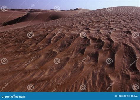 Sand Dunes of Western Desert Stock Image - Image of landscape, mounts: 14801639