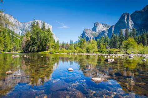 Find the Clearest Waters in the United States to Go Wild Swimming