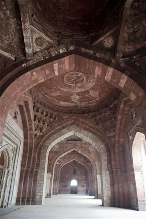 Purana Qila | Travel Story and Pictures from India