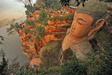 Leshan Giant Buddha - Leshan and Mt. Emei - Sichuan Attractions ...