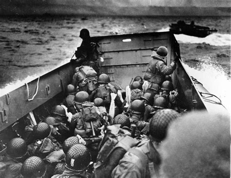 Photos: D-Day soldiers stormed Normandy's beaches, 76 years ago | The ...