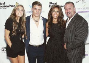 Frank Catania Jr. Bio, Age, Heght, Girlfriend, Family, Net Worth, Salary