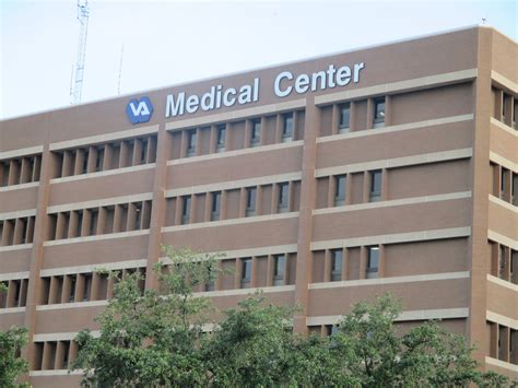 File:Audie L. Murphy VA Hospital, San Antonio, TX IMG 7759.JPG ...