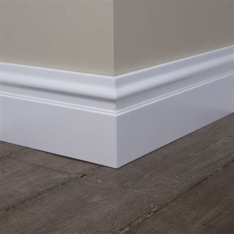 Monumental wall skirting by mooieplinten.nl | Floor moulding, Skirting, Wood floors