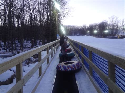 Campgaw Mountain Snow Tubing and Skiing: Mahwah, NJ - Been There Done ...