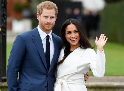 Prince Harry and Meghan Markle: Social media hails mixed-race royal ...