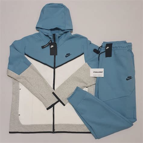 XS Nike Tech Fleece Cerulean Blue Tracksuit in IG11 London for £210.00 ...