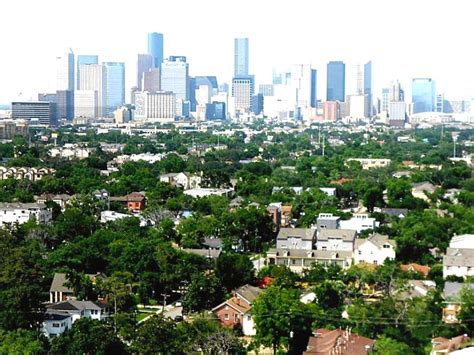 As Houston skyline soars, high-rise apartments offer commanding views - CultureMap Houston