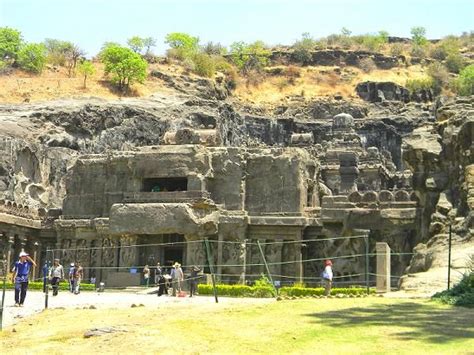 Caves, forts and temples! Experience Chattisgarh Tourism as never ...