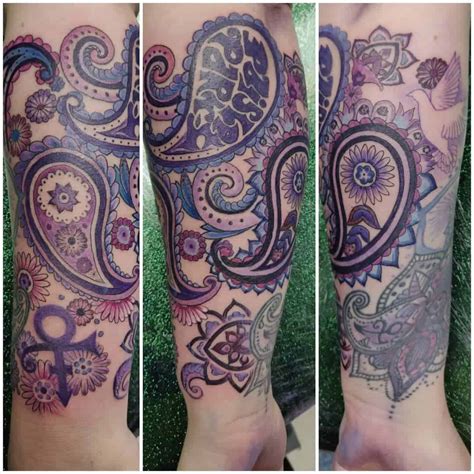 Paisley Tattoos Explained: History, Common Themes & More