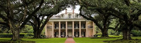 Garden District Walking Tour | Evolved Guide