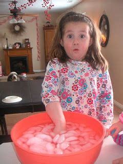 preschool science - how fat keeps animals warm - hand in ice water, then hand covered in ...
