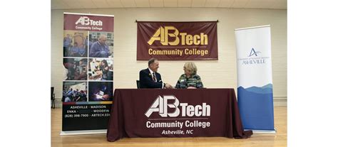 UNC Asheville and A-B Tech Renew Bulldog-Trailblazer Transfer Agreement ...