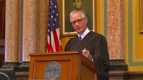 Chief Justice outlines 6 priorities for Iowa courts