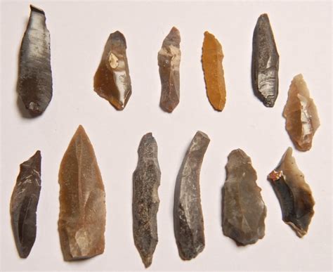 12 ancient Neolithic flint tools - 4 - 6.5 cm - Catawiki