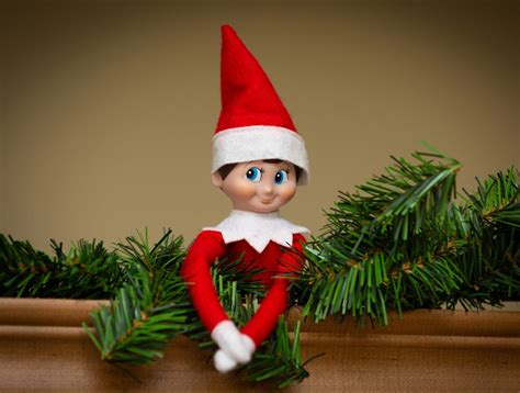 GALLERY: 10 Rude Photos of 'Elf on the Shelf'