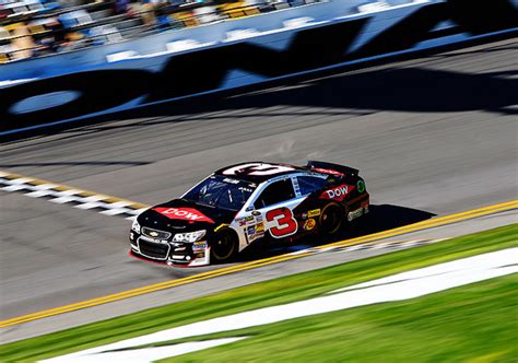 Austin Dillon wins Daytona 500 pole in No. 3 car - Sports Illustrated